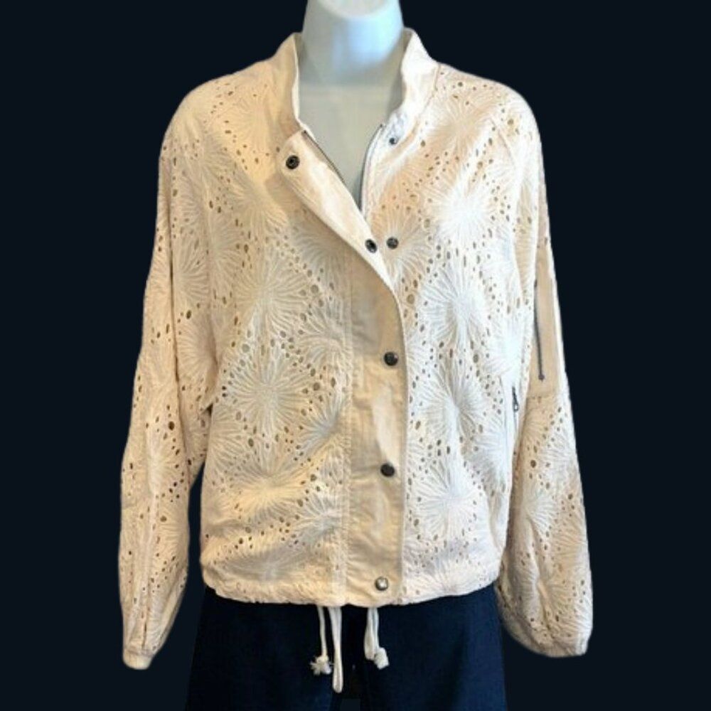 By Together Jacket Cream Eyelet Lace 100% Cotton NEW Size Medium Bomber